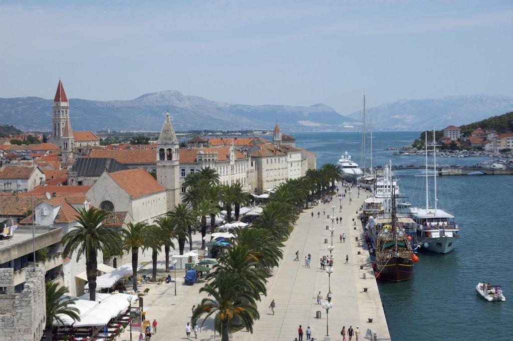 Orange Tree Garden Apartment Trogir Ngoại thất bức ảnh