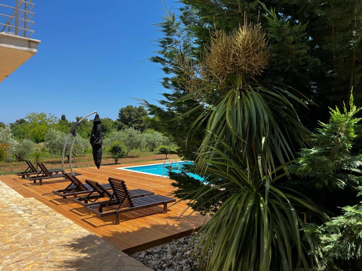 Orange Tree Garden Apartment Trogir Ngoại thất bức ảnh